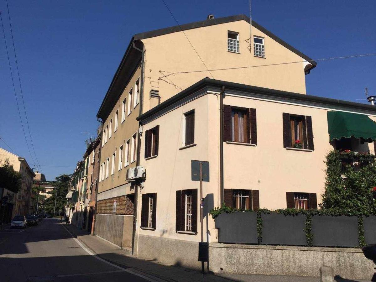 Scroce Apt Close To Prato Della Valle Padova Luaran gambar